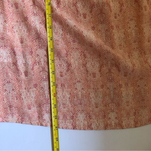 Joie 100% Silk Sleeveless Blouse Snakeskin Print Peach Size Small - Picture 9 of 9
